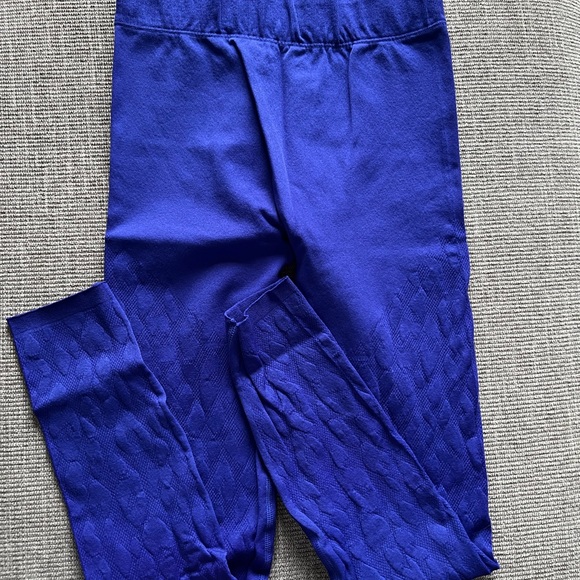 Fabletics seamless leggings - Picture 2 of 2